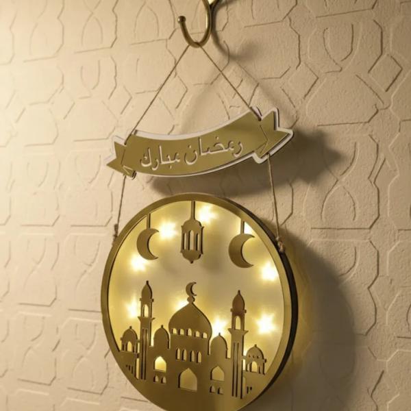 علاقة خشب وبليكسي لشهر رمضان