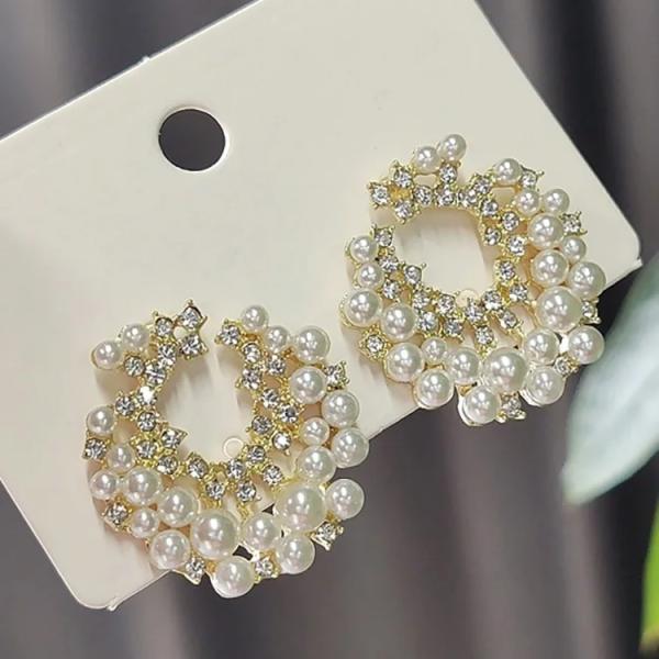 زوج من الأقراط الدائرية الفرنسية اللامعة الشخصية بالخرز والراينستون